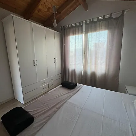 Bejart 8 * 地拉那